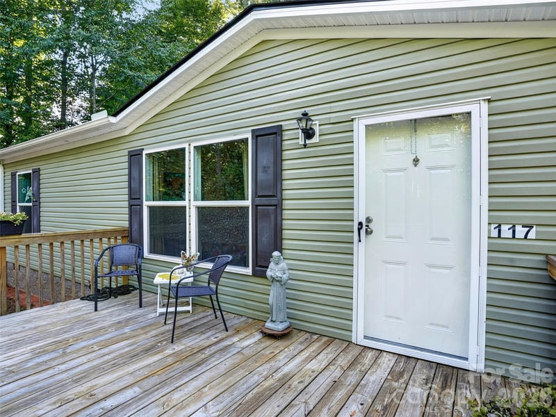 117 Eade Rd, Etowah, NC 28729