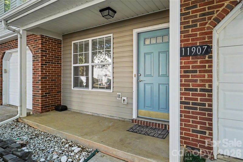 11907 Maria Ester Ct, Charlotte, NC 28277