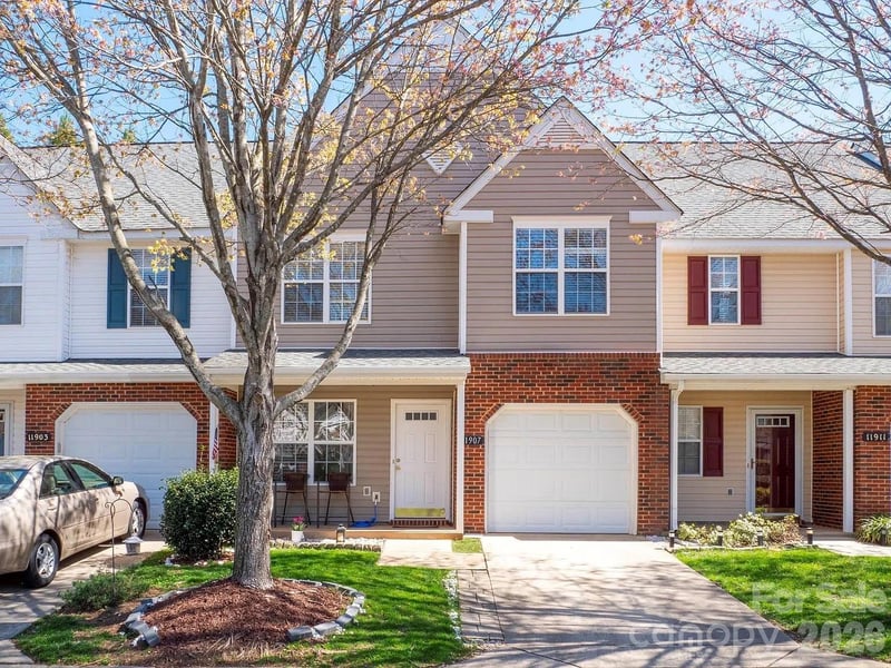 11907 Maria Ester Ct, Charlotte, NC 28277