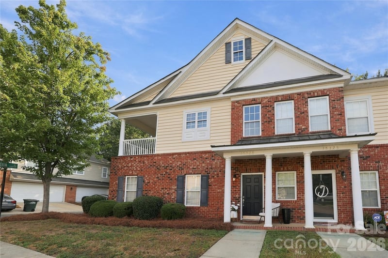 15329 Jade St, Charlotte, NC 28277