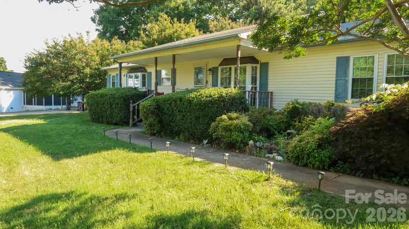 114 Tamer Rd, Mooresville, NC 28117