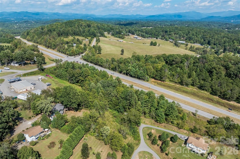 9999 Clayton Dr #2, Weaverville, NC 28787