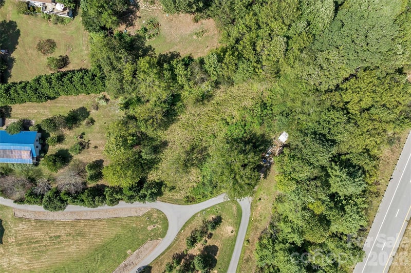 9999 Clayton Dr #2, Weaverville, NC 28787