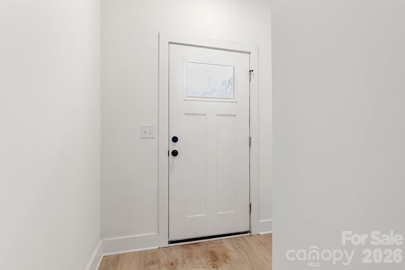 520 Carolyn Ln, Charlotte, NC 28213