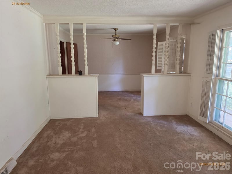 7616 Christie Ln, Charlotte, NC 28217