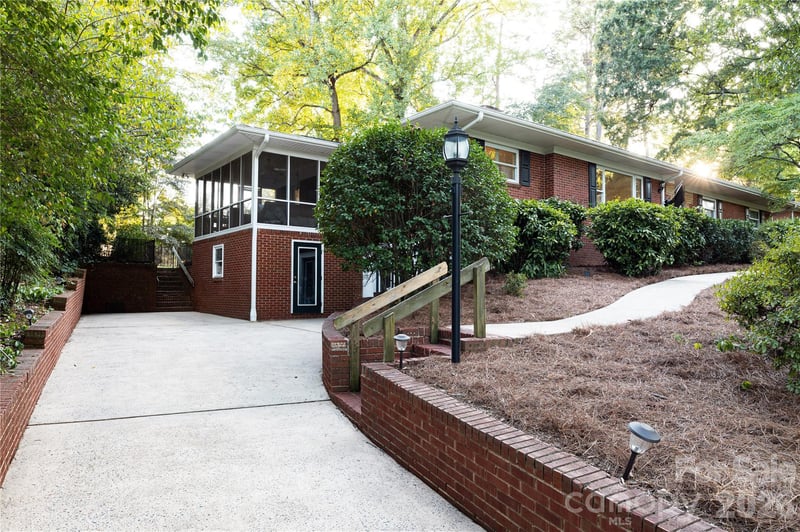 4764 Stafford Cir, Charlotte, NC 28211