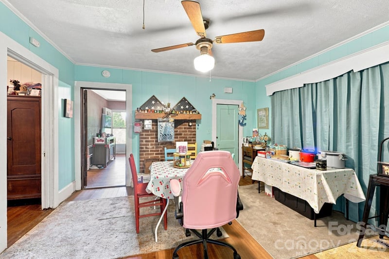 512 W Bank St, Salisbury, NC 28146