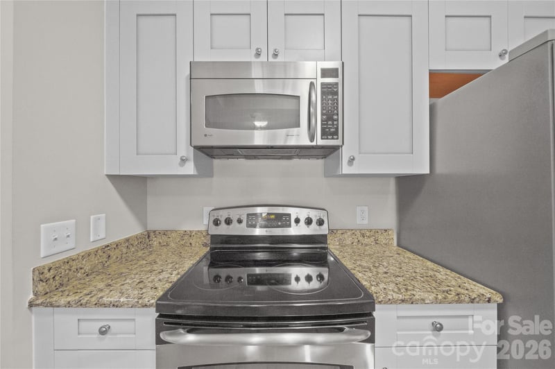 300 W 5th St #228, Charlotte, NC 28202