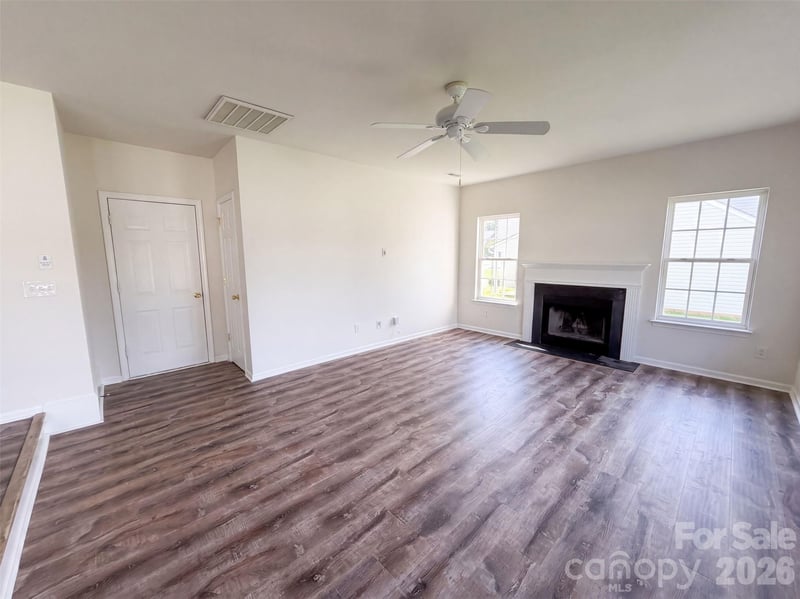 3527 Mallory Taylor Ln, Charlotte, NC 28216