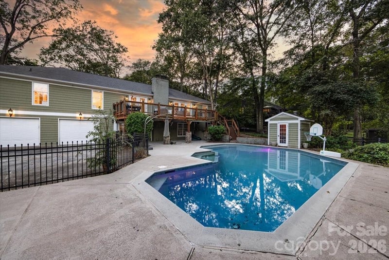 5400 Mcalpine Farm Rd, Charlotte, NC 28226