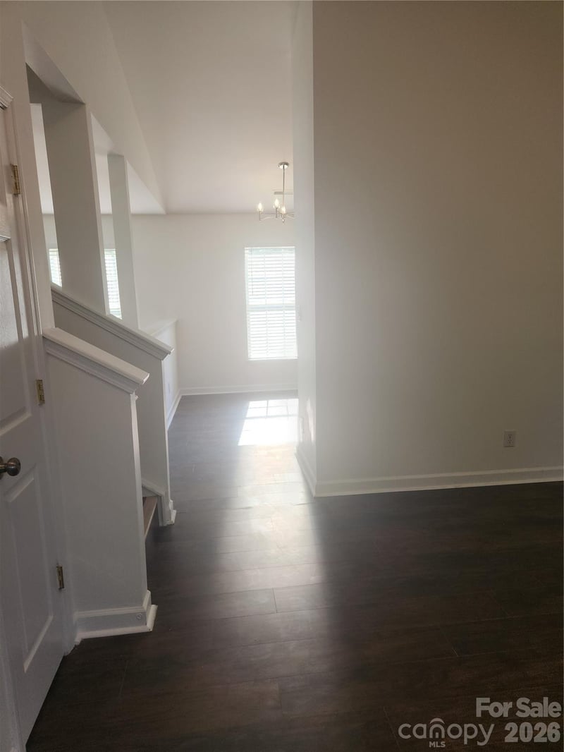 8103 Lamplighter Pl, Charlotte, NC 28217