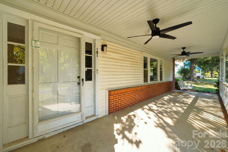 101 Reading St, York, SC 29745