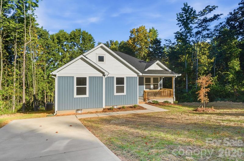 1074 Mountain Crest Dr, Kings Mountain, NC 28086