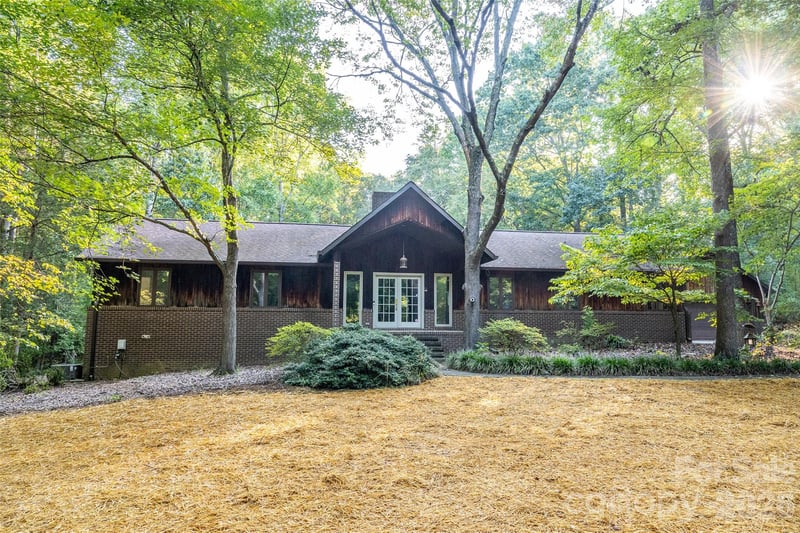 565 Oak Ridge Rn, Salisbury, NC 28146