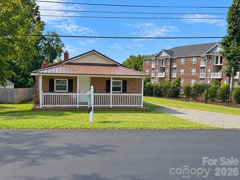 1231 Bradford Heights Rd, Gastonia, NC 28054
