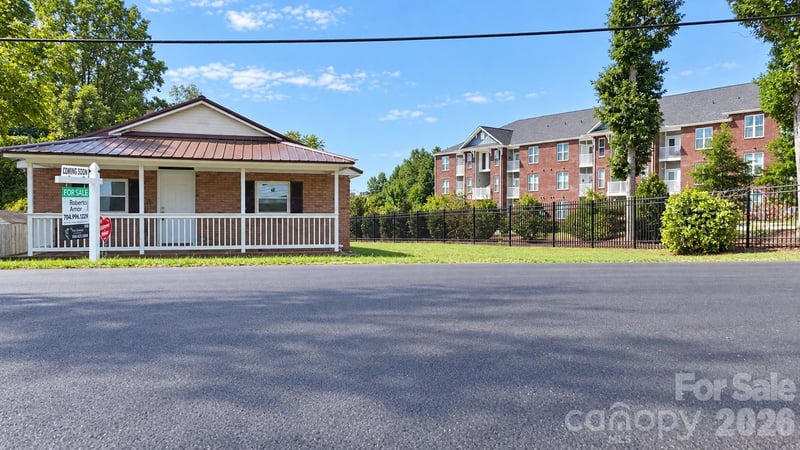 1231 Bradford Heights Rd, Gastonia, NC 28054