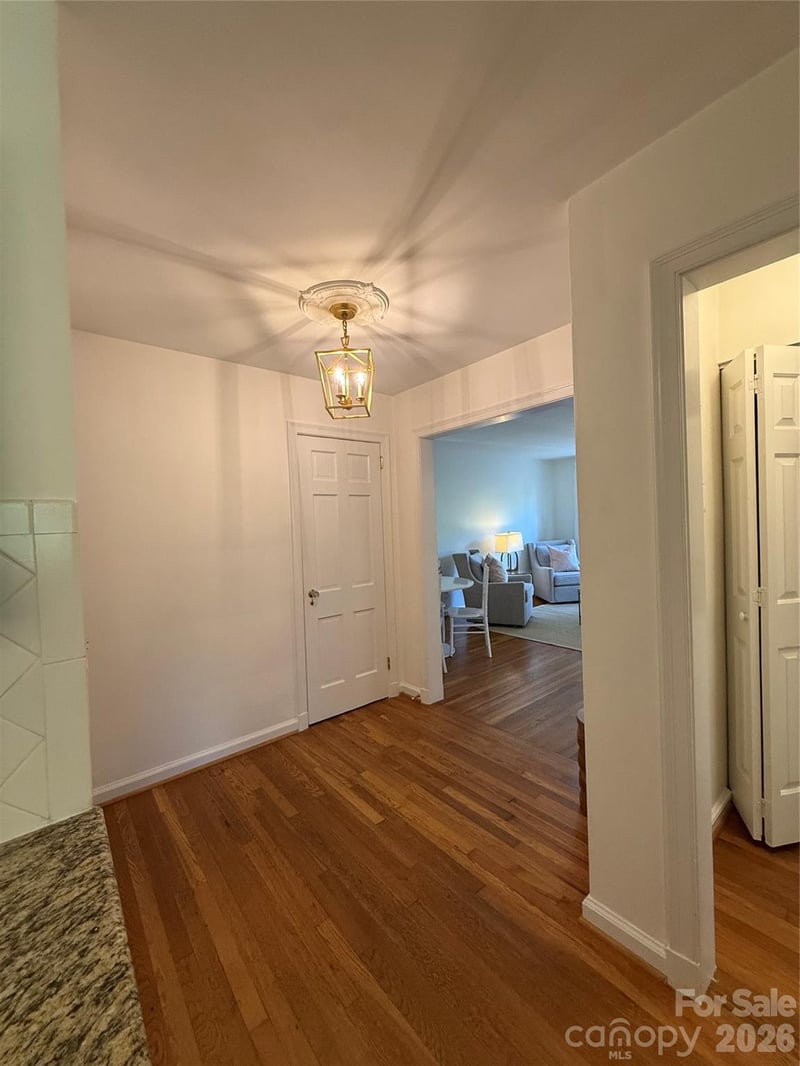 105 S Laurel Ave #92B, Charlotte, NC 28207