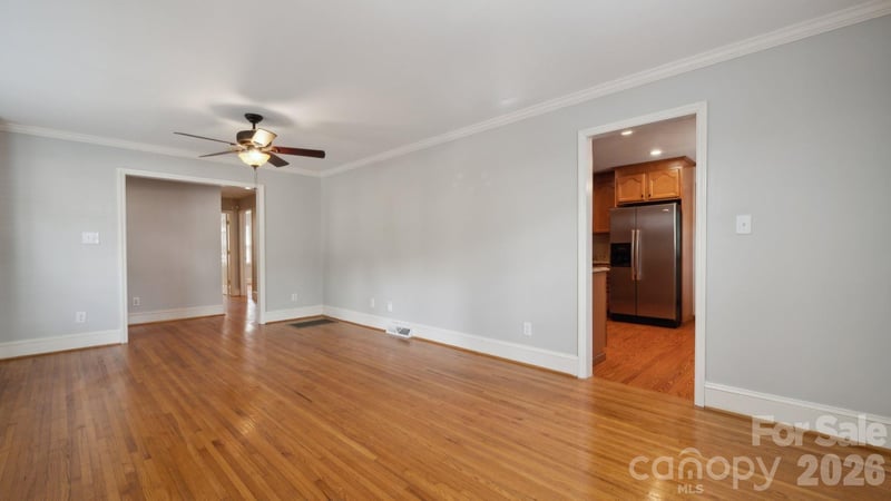 1818 Woodland Dr, Charlotte, NC 28205