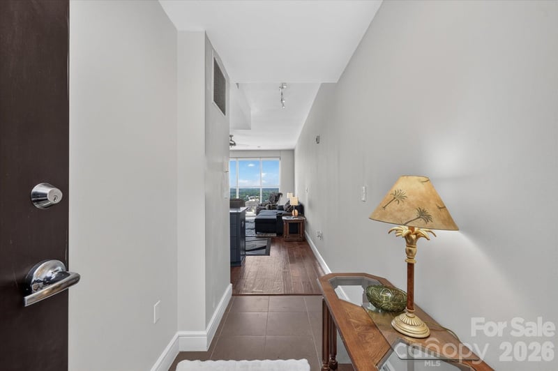 333 W Trade St #2005, Charlotte, NC 28202