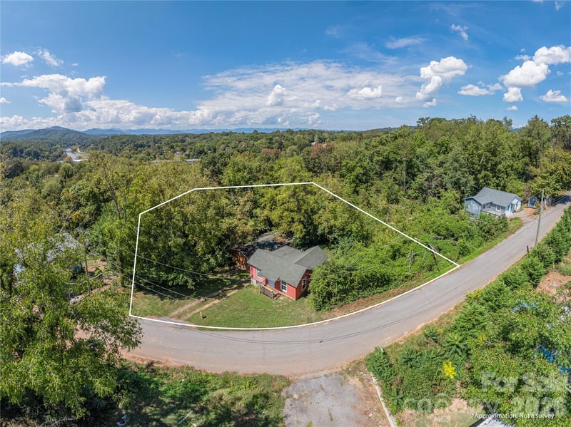 20 View St, Woodfin, NC 28804