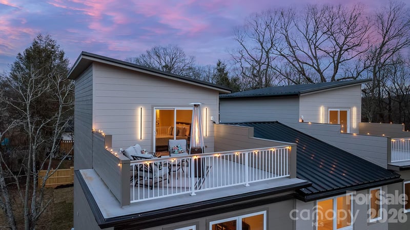 13 Gudger Rd, Asheville, NC 28806