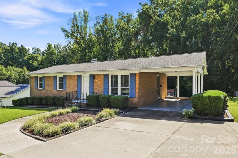 628 Sedgefield St SW, Concord, NC 28025