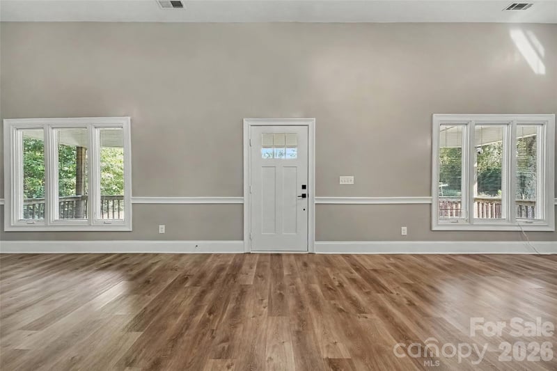 703 N Enochville Ave, Kannapolis, NC 28081