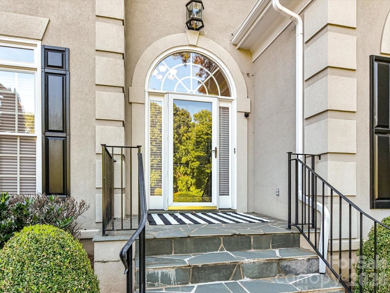 10835 Alexander Mill Dr, Charlotte, NC 28277