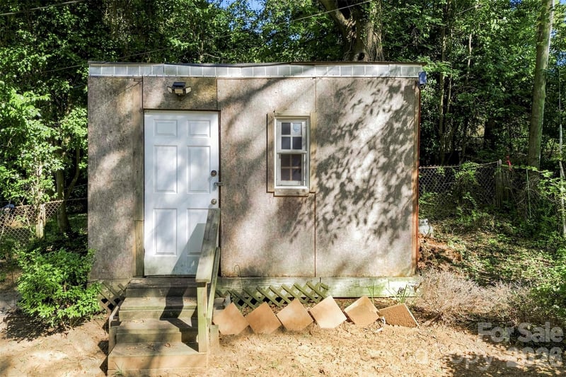 314 Fannie Cir, Charlotte, NC 28205