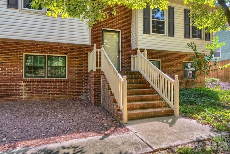 2414 Ashford Dr, Concord, NC 28027