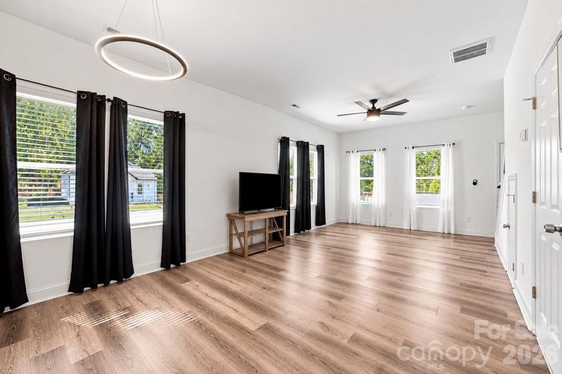 103 Pleasant Hill St, Lancaster, SC 29720