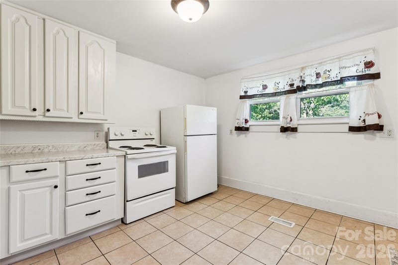 402 York Ave, Kannapolis, NC 28083