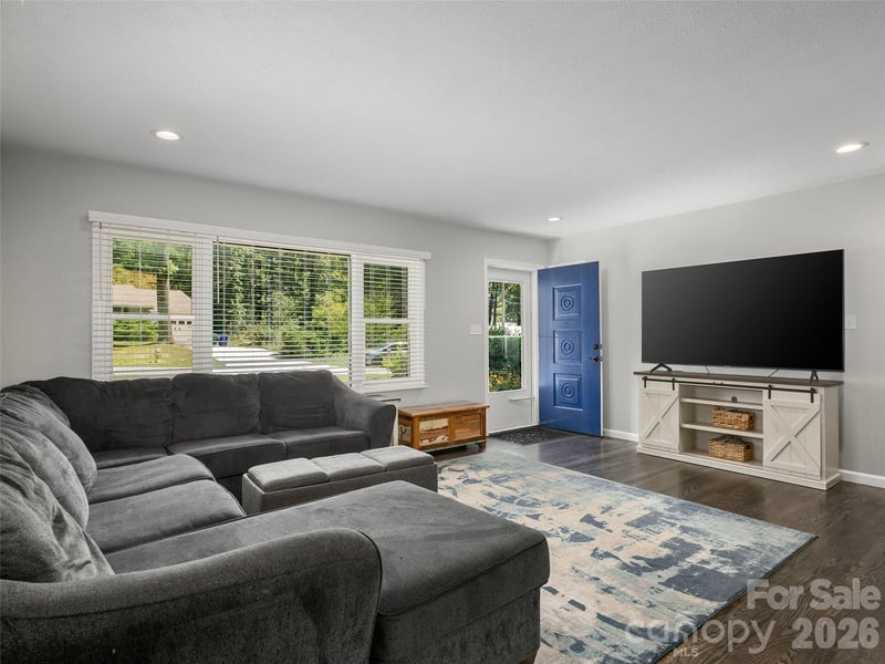 182 Locust Ct, Arden, NC 28704