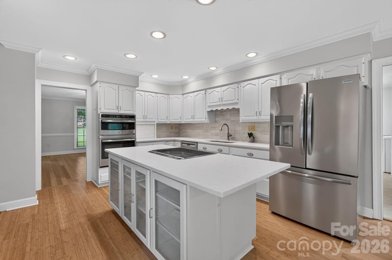 3517 Honeysuckle Dr, Matthews, NC 28104