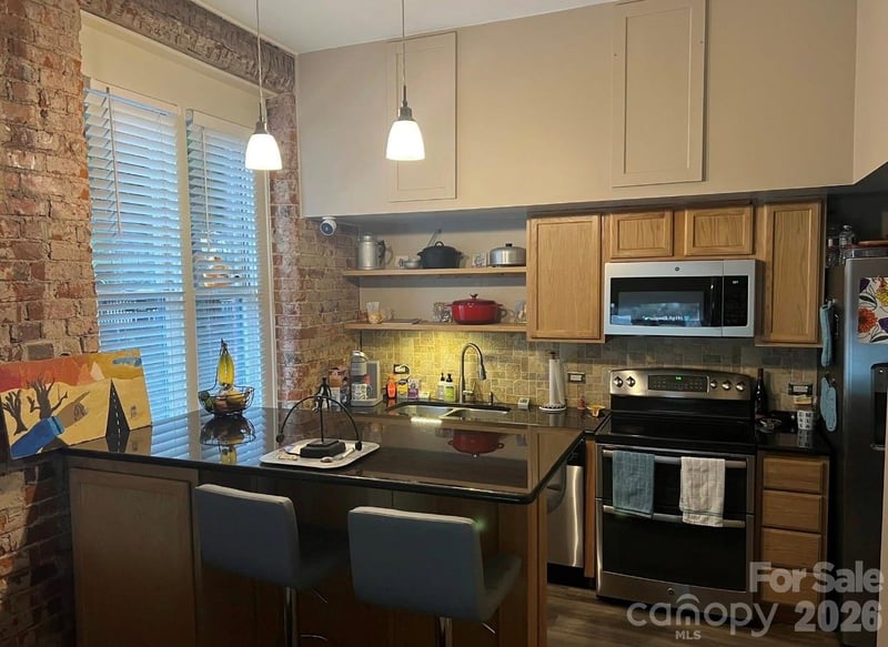 229 N Poplar St #20, Charlotte, NC 28202