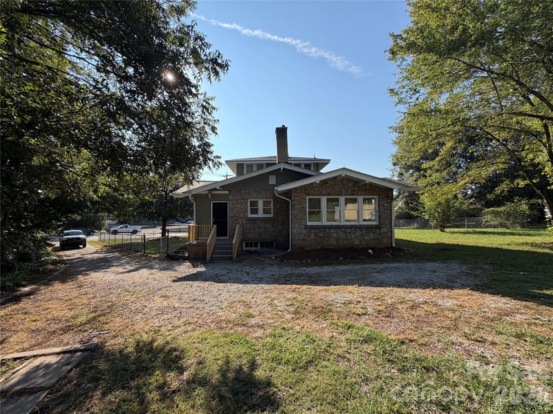 1101 Old West Innes St, Salisbury, NC 28144