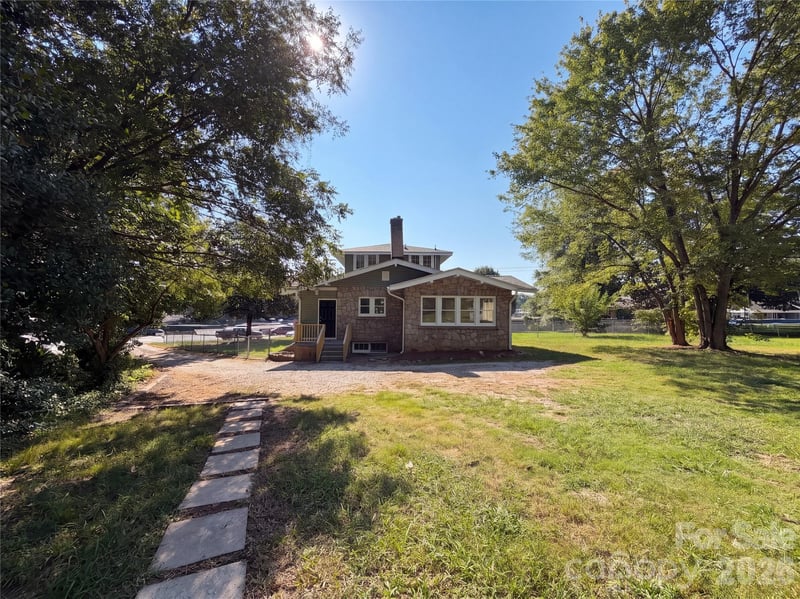 1101 Old West Innes St, Salisbury, NC 28144