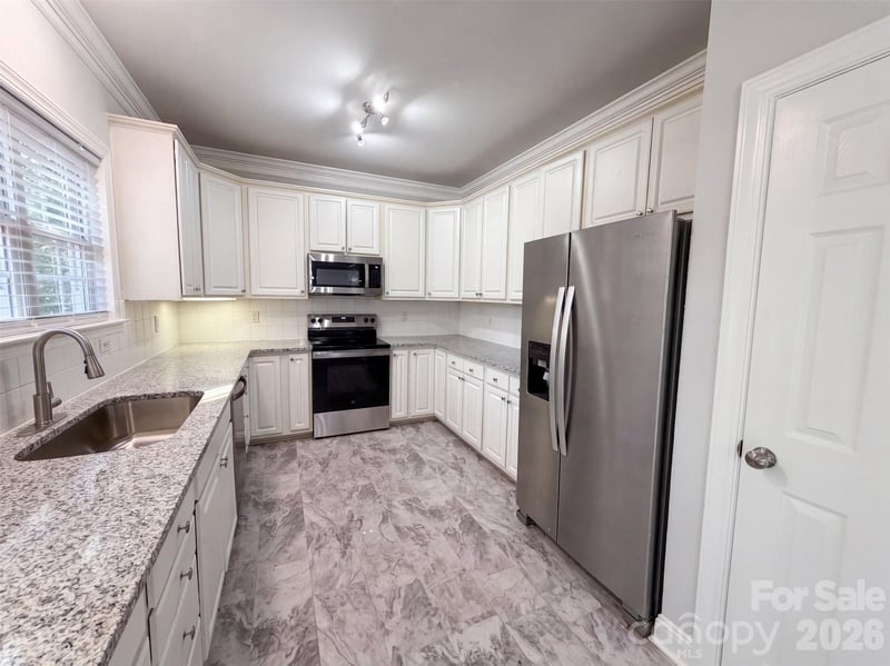 331 Market Hall Pl, Rock Hill, SC 29732