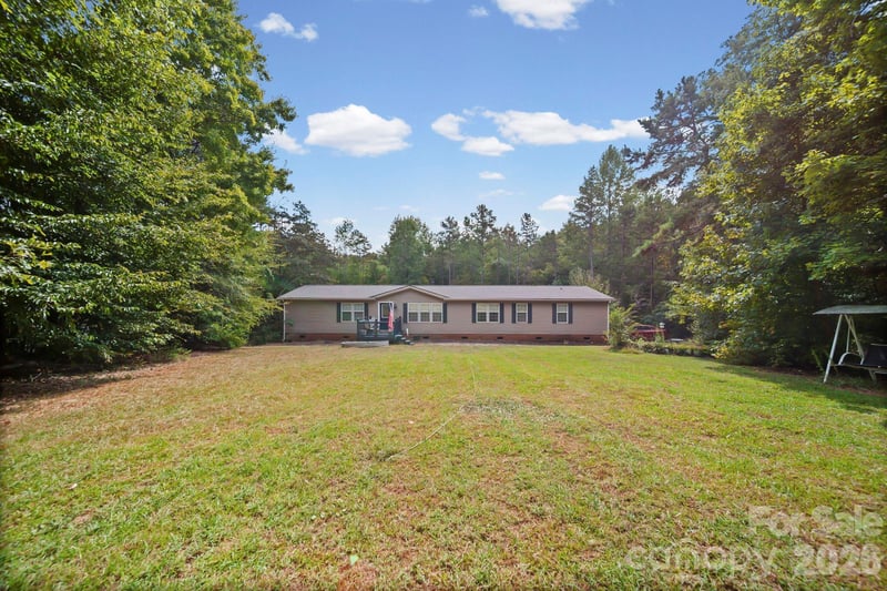 8027 Hillanby Ct, Waxhaw, NC 28173