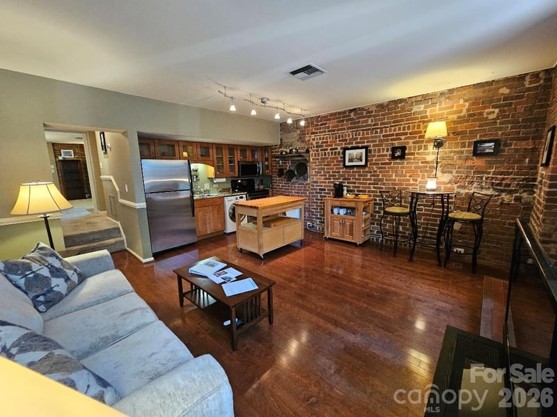 229 N Poplar St #3, Charlotte, NC 28202