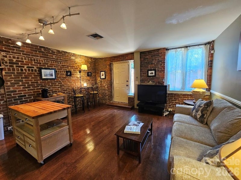229 N Poplar St #3, Charlotte, NC 28202