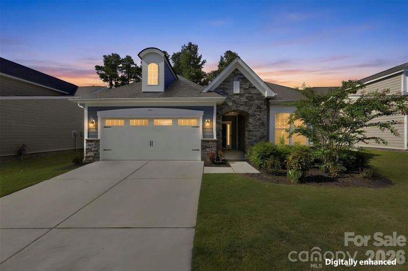 140 Picasso Trl, Mount Holly, NC 28120