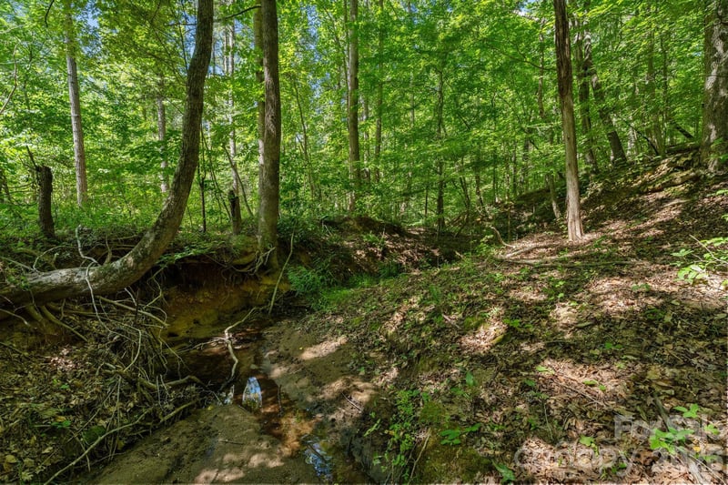 000 Peacehaven Rd #8, Mcconnells, SC 29726