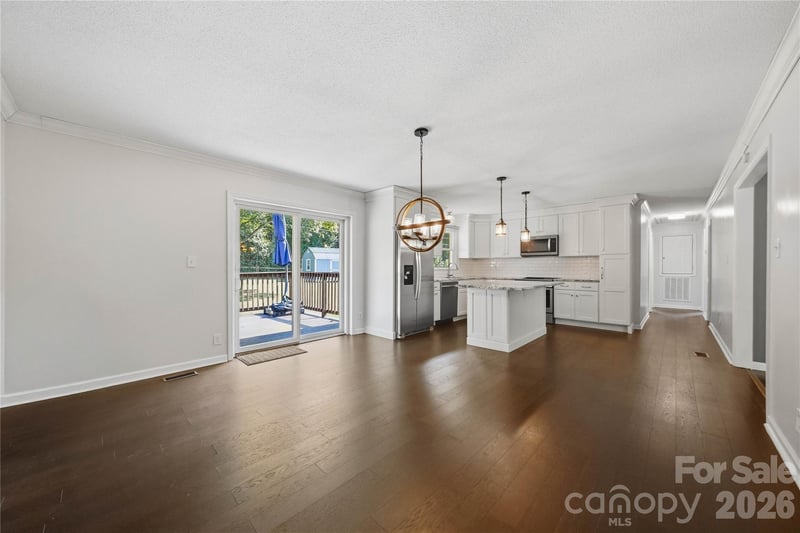 2626 Fairgreen Dr, Gastonia, NC 28056