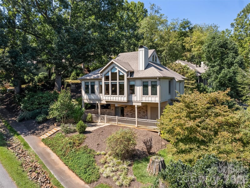 18 Covey Trl, Waynesville, NC 28786