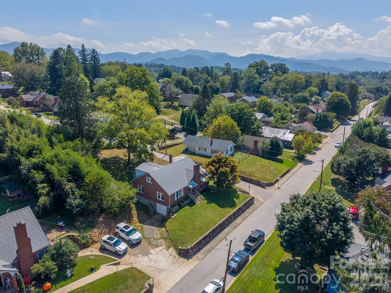 314 Trammell Ave, Canton, NC 28716