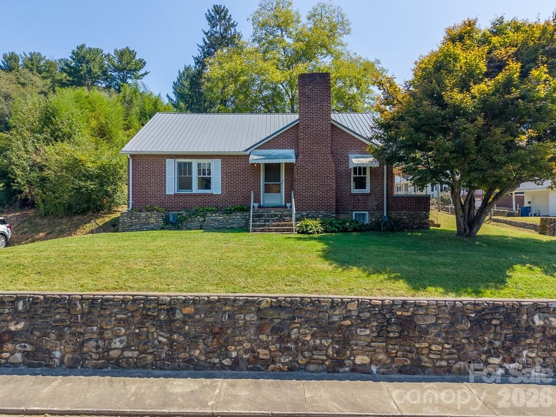 314 Trammell Ave, Canton, NC 28716