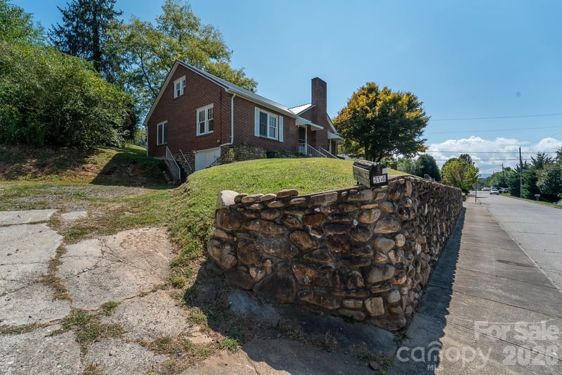 314 Trammell Ave, Canton, NC 28716