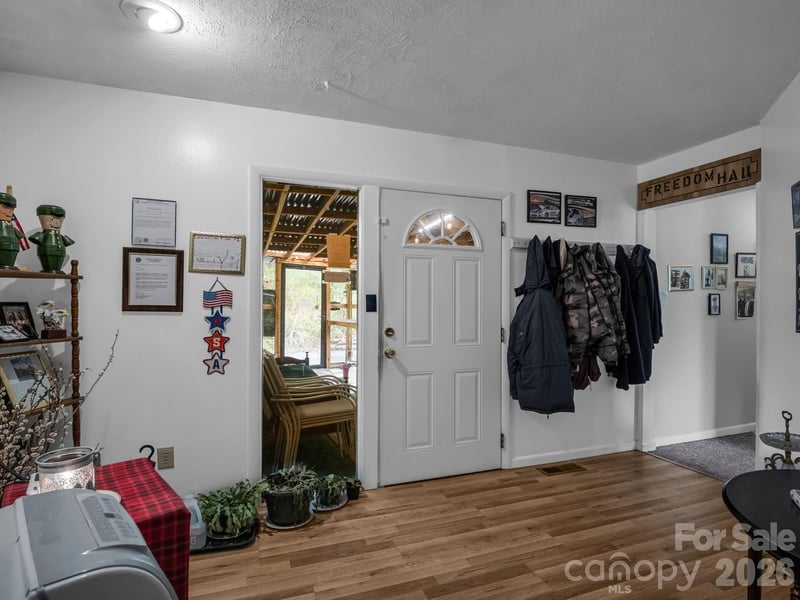 48 Roberts Cove Rd, Weaverville, NC 28787