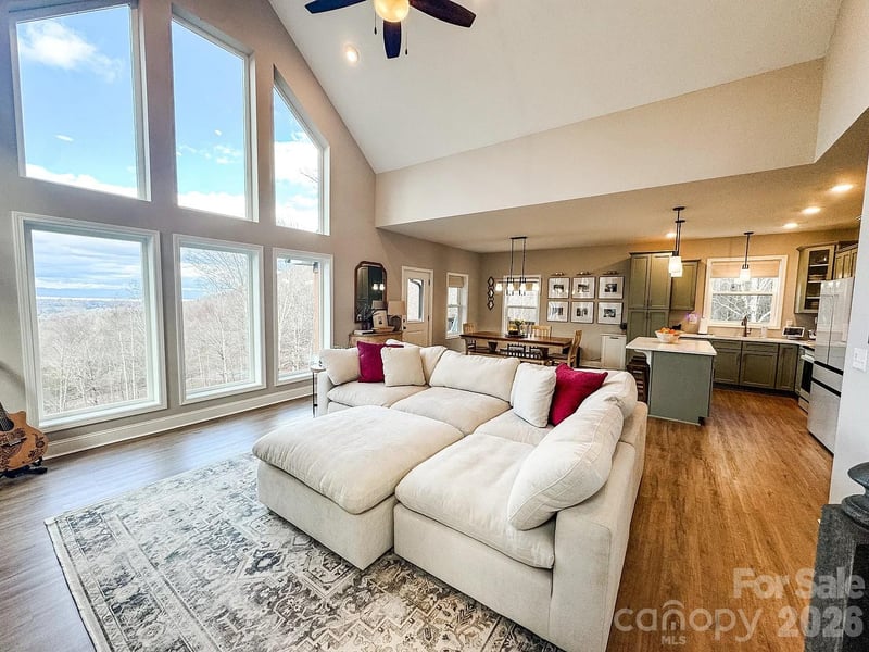 71 View Ridge Pw, Leicester, NC 28748